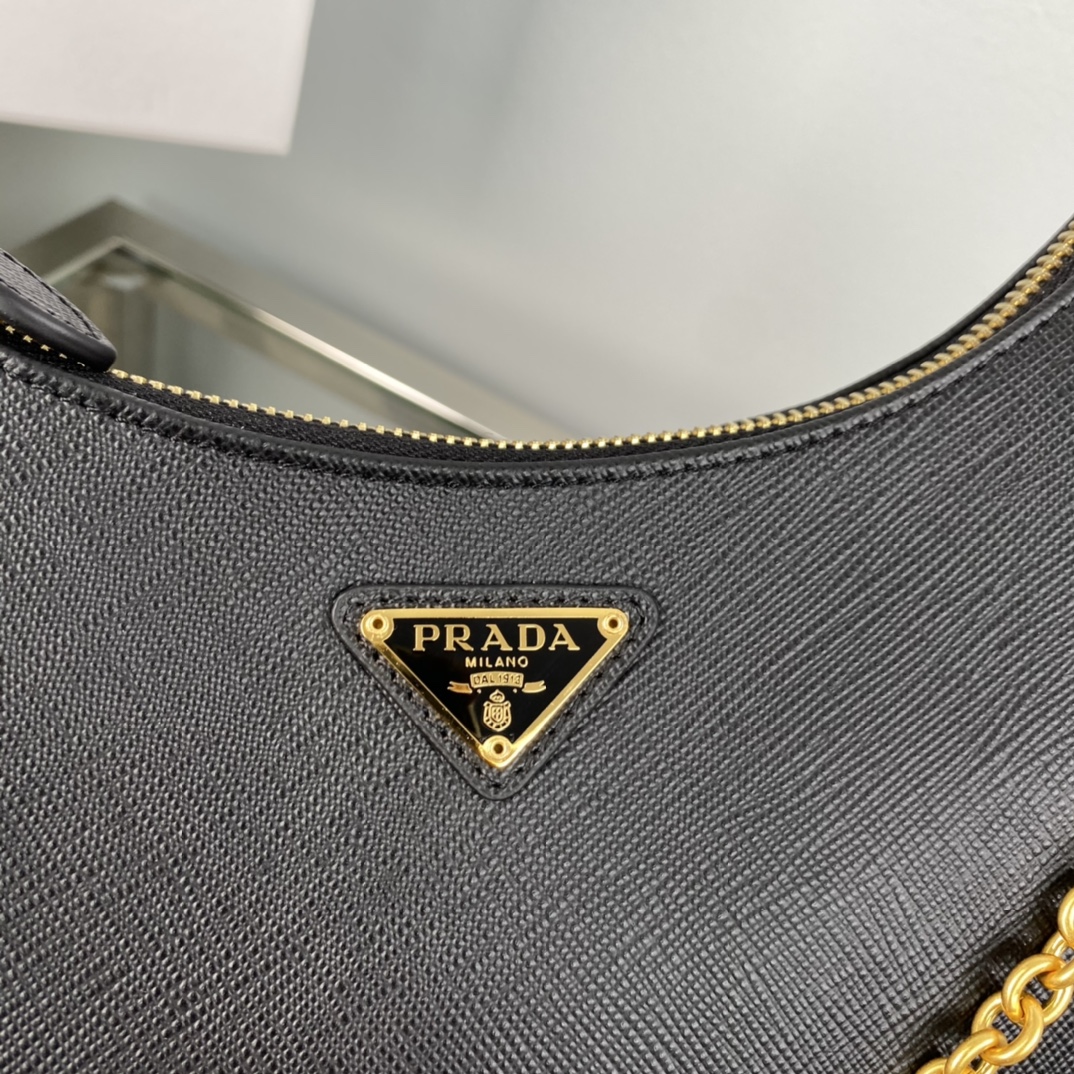 Prada Saffiano Leather Re Edition 2005 Shoulder Bag Black 1BH204